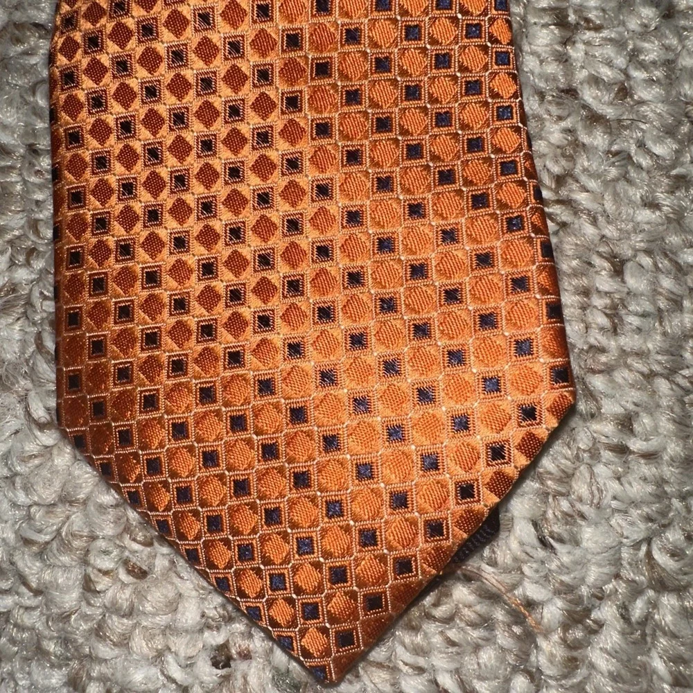 Mens‎ TOMMY HILFIGER 100% Silk Tie Neckwear Orange & Navy EUC